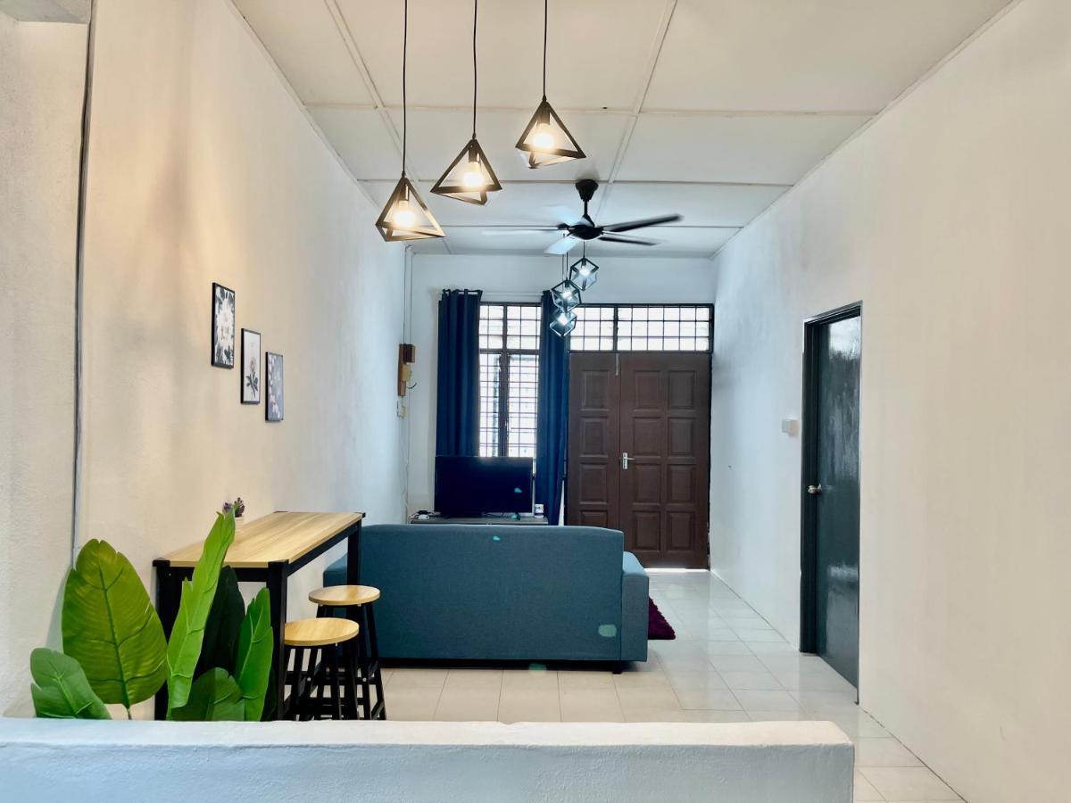 Entire Cozy Home 16 • 3 Bedroom @ Alma บูกิต เมอร์ตาจัม ภายนอก รูปภาพ