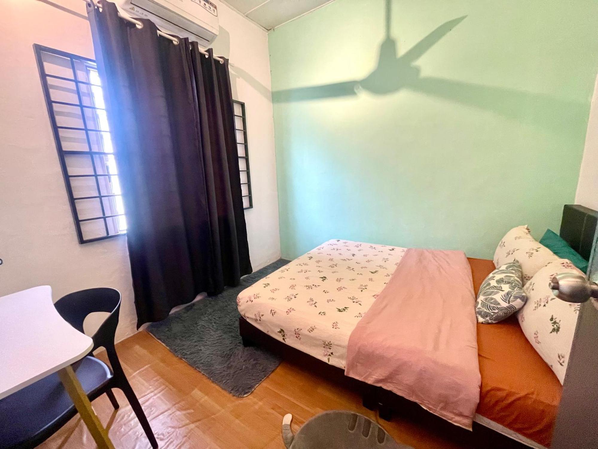 Entire Cozy Home 16 • 3 Bedroom @ Alma บูกิต เมอร์ตาจัม ภายนอก รูปภาพ