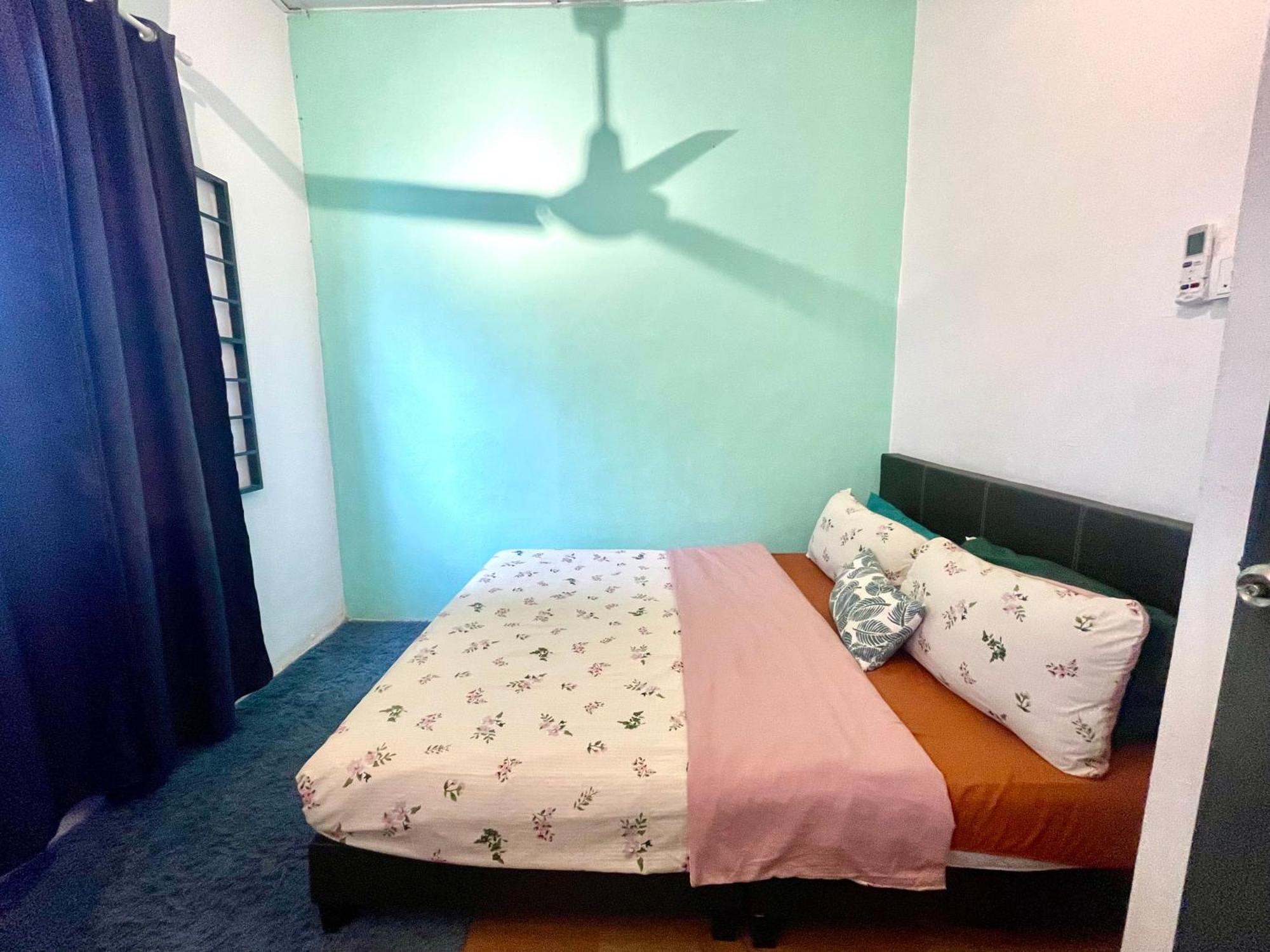 Entire Cozy Home 16 • 3 Bedroom @ Alma บูกิต เมอร์ตาจัม ภายนอก รูปภาพ